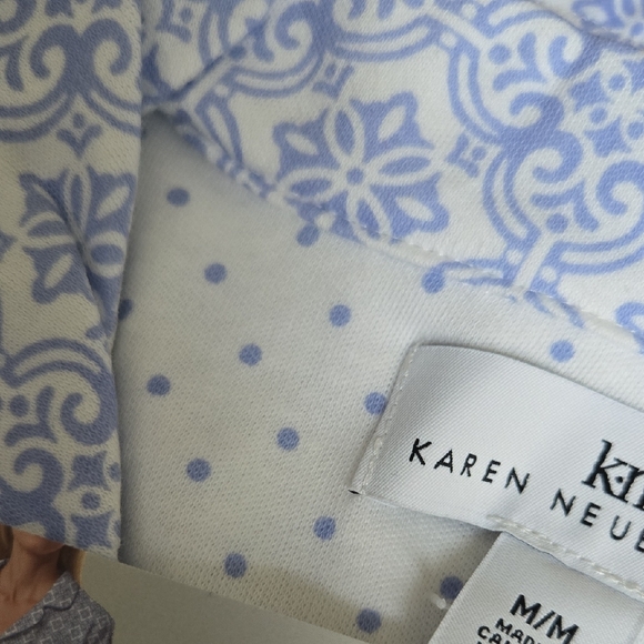 Karen Neuburger Womens Pajama Set in Blue and White, Size Medium, NEW! - Picture 3 of 3